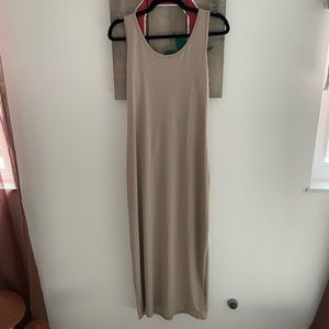 Straight cut Low back slip dress